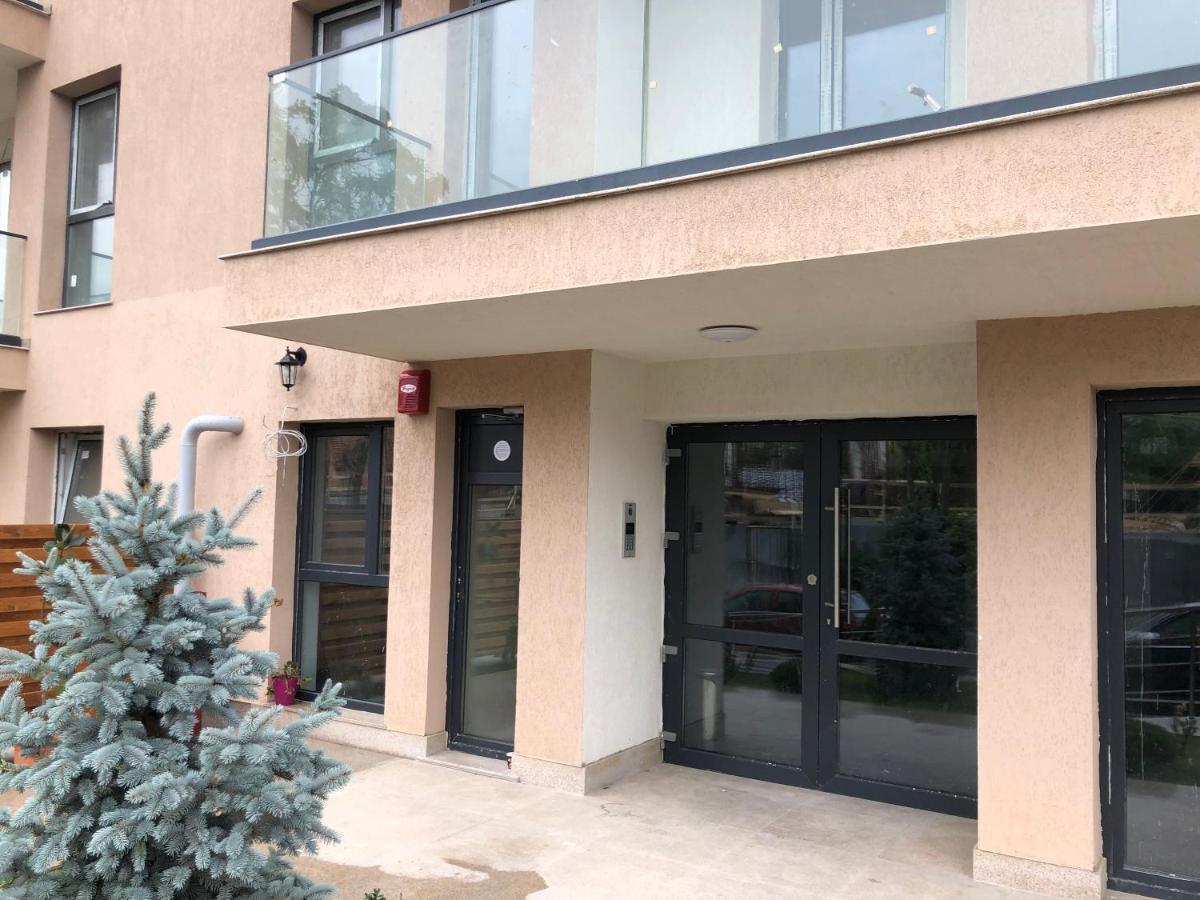 Fancy Penthouse Studio With Lakeview W10 Bucharest Exterior photo